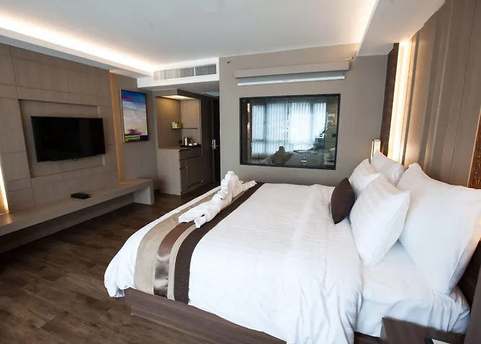 Hotel Arte - Sha Extra Bangkok