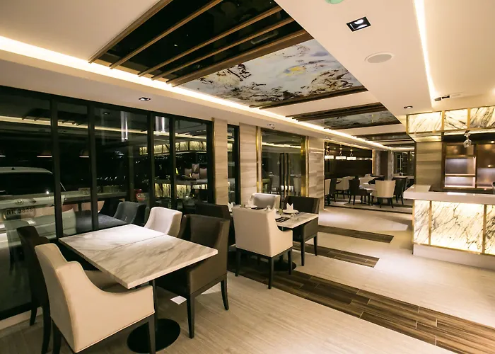 Arte - Sha Extra Hotel Bangkok