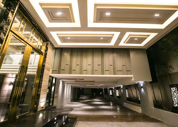 Hotel Arte - Sha Extra Bangkok